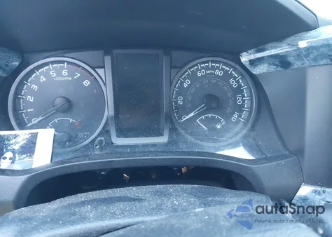 2017 Toyota Tacoma Trd Off Road z USA, uszkodzony, nr VIN 5TFCZ5AN6HX075802